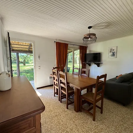 Manade Bec Apartment *